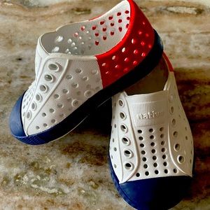 Native Shoes baby size 4 🇺🇸